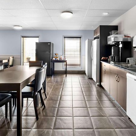 Surestay Studio By Best Western Hardisty 外观 照片