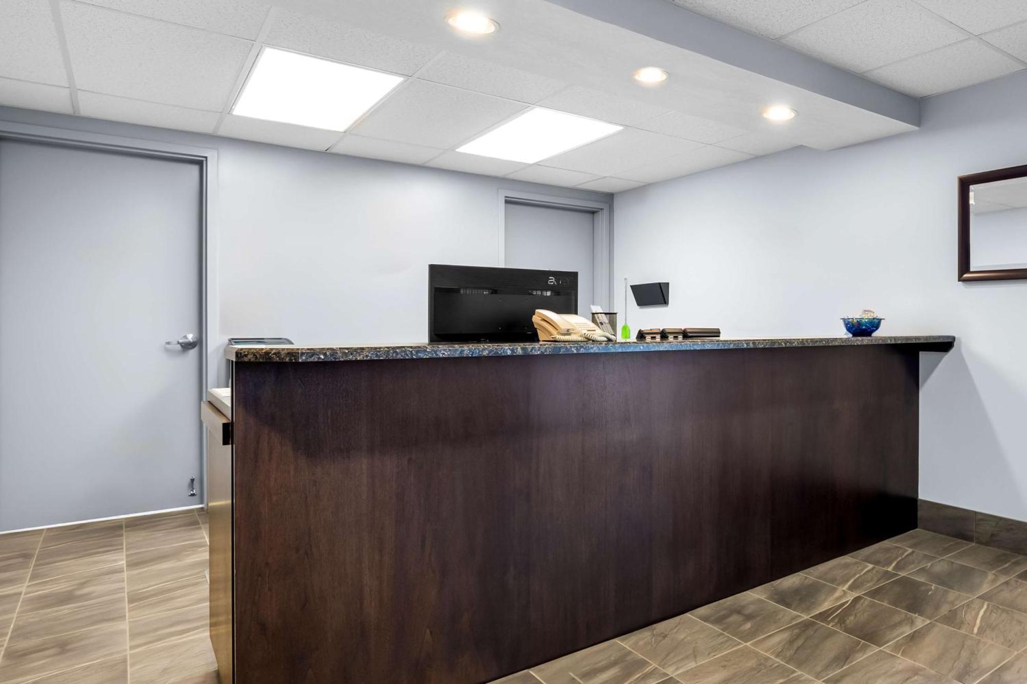 Surestay Studio By Best Western Hardisty 外观 照片
